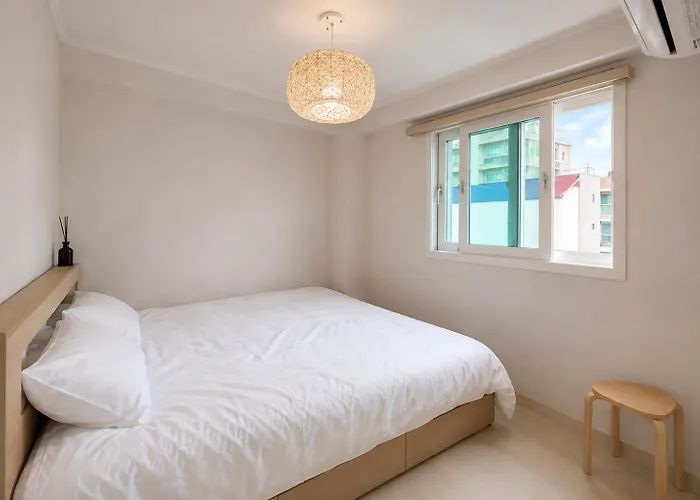 Séjour chez l'habitant 광안, 콤마